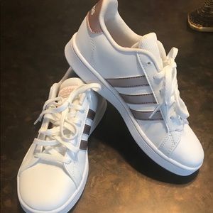 Children’s adidas Tennis Shoes Size 2